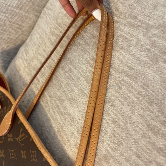 AUTHENTIC Louis Vuitton Neverfull MM - Picture 6 of 11